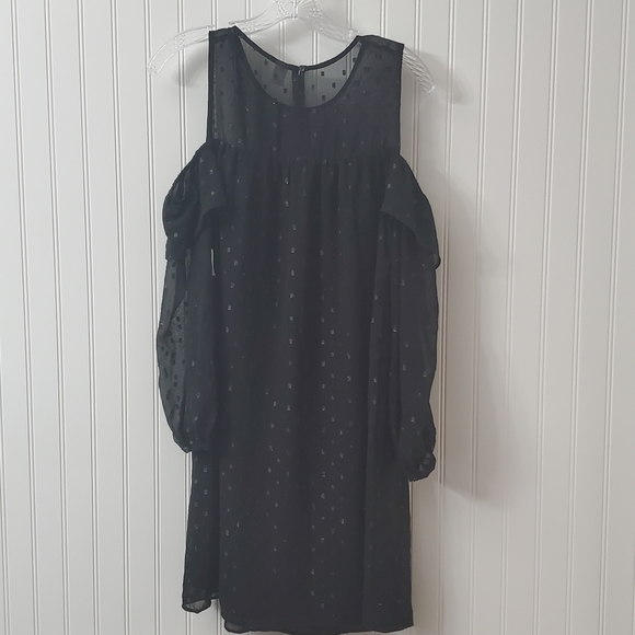 NWT Old Navy Black cold shoulder dress Medium - Picture 2 of 7